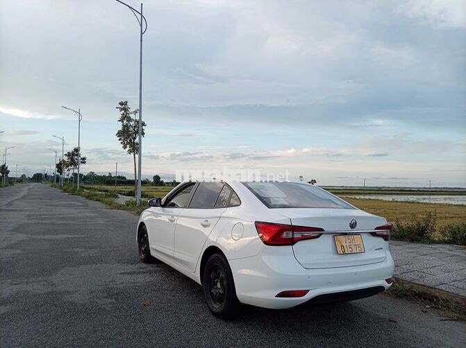 MG MG5 2023 MT Trắng 99.700 km