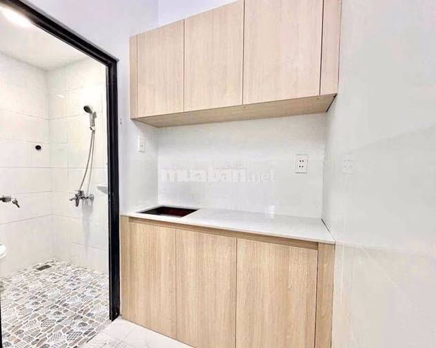 PHÒNG TRỌ GIÁ RẺ - SẴN NỘI THẤT - CỬA SỔ THOÁNG - NGAY TÔ KÝ - CVPM