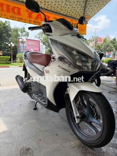 Honda Air Blade Trắng