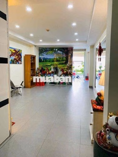 Nhà mặt tiền hà huy giáp dưới chân cầu ngã tư ga có cầu thang máy