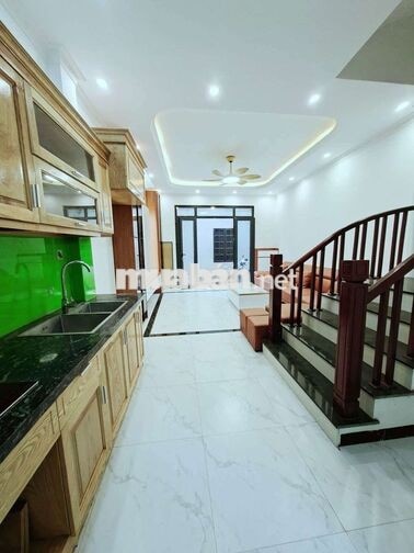 Chính chủ cho thuê nhà nguyên căn phố Huỳnh Tấn Phát - Long Biên