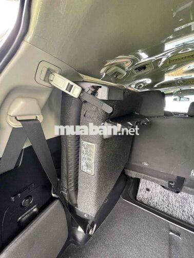 cần bán 1 xe innova 2018 xe chất zin