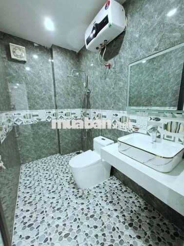 Chính chủ cho thuê nhà nguyên căn phố Huỳnh Tấn Phát - Long Biên