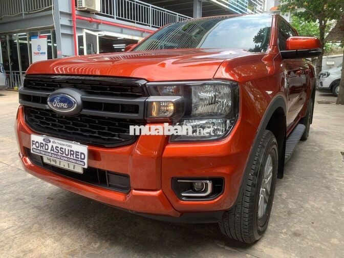 Ford Ranger XLS AT 2023 Đỏ cam