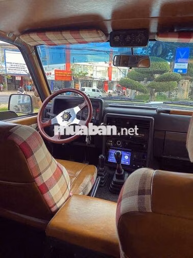 Nissan Patrol Trắng