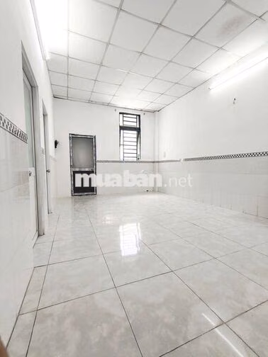 SIÊU PHẨM TO ĐÙNG 2P NGỦ GẦN CHỢ HÓC MÔN