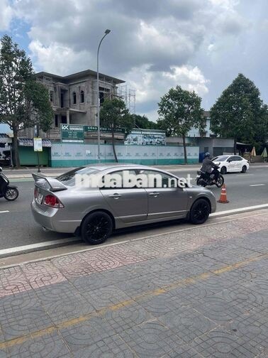 Honda Civic 1.8 AT Xám Tự động