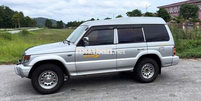 Mitsubishi Pajero V33 2003 Bạc 388514 km
