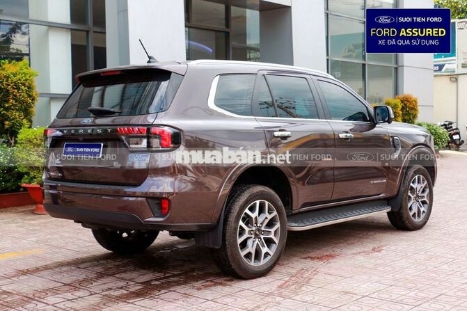 Ford Everest 4x2 2024 Nâu 8.876 km
