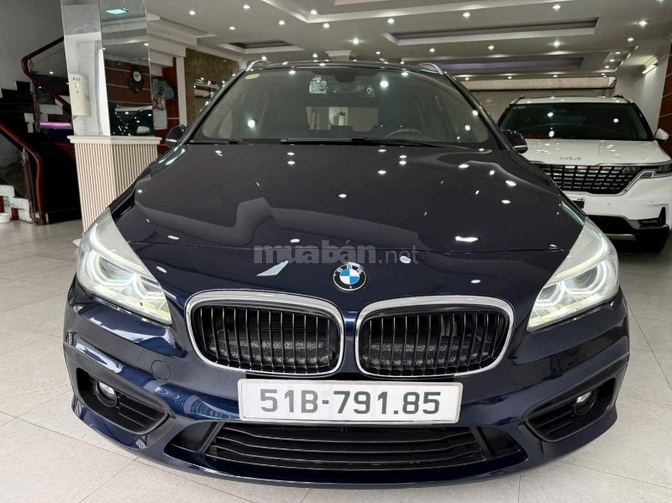 BMW 218i,7 chỗ,xe cực mới,giá cực tốt