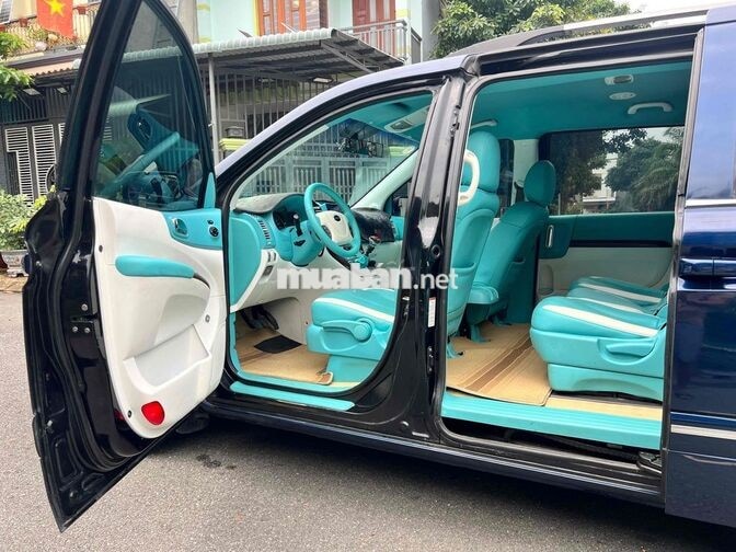 Kia Carnival Van 5 chỗ Dầu Số Sàn Hàng Độc
