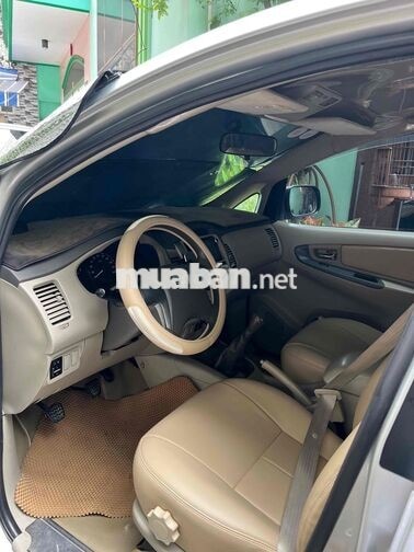 Toyota Innova 2015 Số sàn Bạc