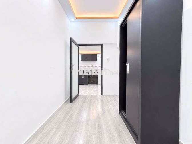 MỚI TRỐNG LẠI 2 PHÒNG NGỦ CỰC KÌ RỘNG RÃI NGAY BẾN XE MIỀN ĐÔNG CŨ