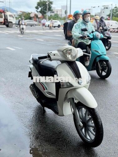 Piaggio Liberty 3v ie fi Trắng