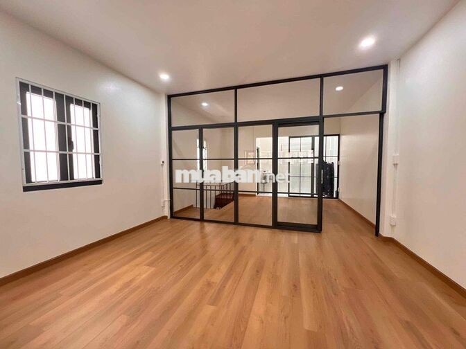 cho thuê nhà hxh khu bàu cát tân bình. DT: 4m5 x 10m trêt lững giá9tr5