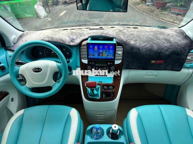 Kia Carnival Van 5 chỗ Dầu Số Sàn Hàng Độc