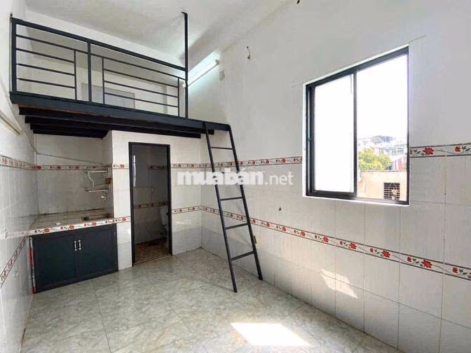 Cho Thuê Phòng Gác Cửa Sổ Trời Mới Tinh Gần Luỹ Bán Bích - ĐH Văn Hiến