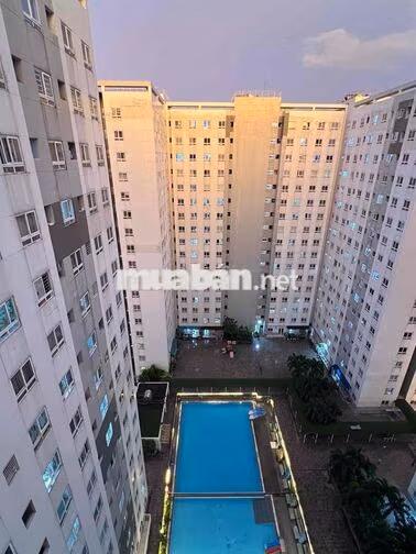 CHO THUÊ CC Topaz Home Phan Văn Hớn- 2PN 2WC - View hồ bơi -