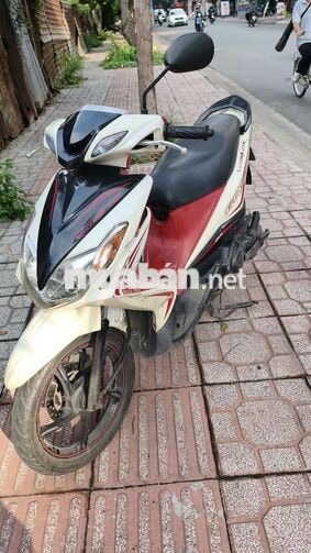 Yamaha Luvias Trắng, Đỏ Xe tay ga