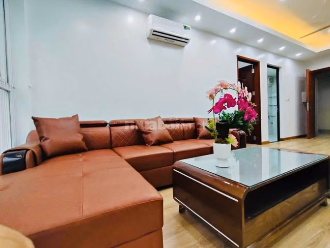 C/c cao cấp Nguyễn Kim, Nhật Tảo cho thuê căn 3PN, Full NT giá 15tr/th