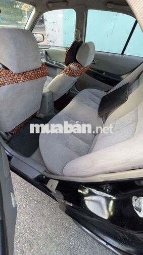 Ford Laser 2002 1.6 Số sàn Xăng Đen