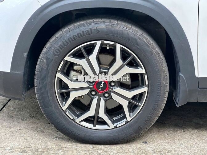 Kia Seltos 1.6 Premium 2022 Trắng 16.000 km