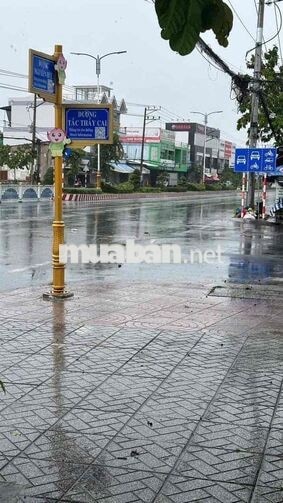 Đất 2 mặt tiền, nguyễn huệ-tắc thầy cai !