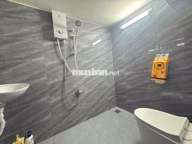 🏠 CHO THUÊ NHÀ KHU PHẠM VĂN ĐỒNG  📍 Vị trí thuận tiện, gần biển • 4 ph