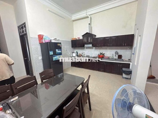🏠 CHO THUÊ NHÀ KHU PHẠM VĂN ĐỒNG  📍 Vị trí thuận tiện, gần biển • 4 ph