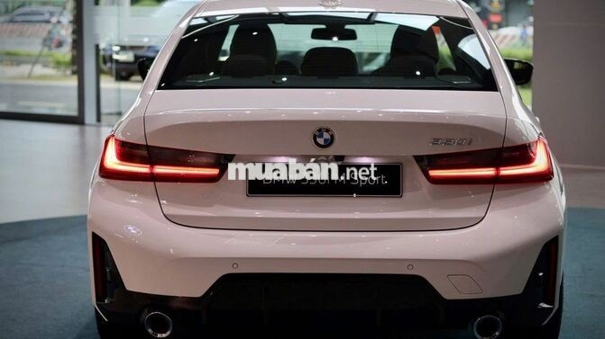 BMW 330i M Sport - Ưu đãi 300tr
