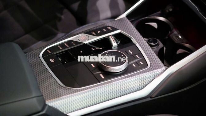 BMW 330i M Sport - Ưu đãi 300tr