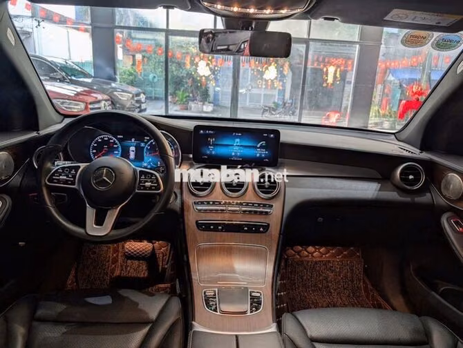 Mercedes GLC200 4Matic V1 2022 siêu lướt xả giá rẻ