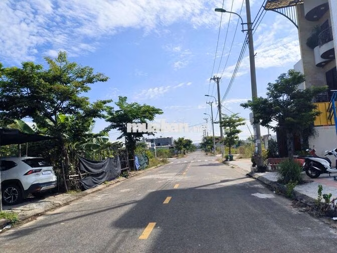 Bán đất Nam Hòa Xuân B2.141 đường Bờ Quan 17 đường 7,5m, giá 4,5 tỷ