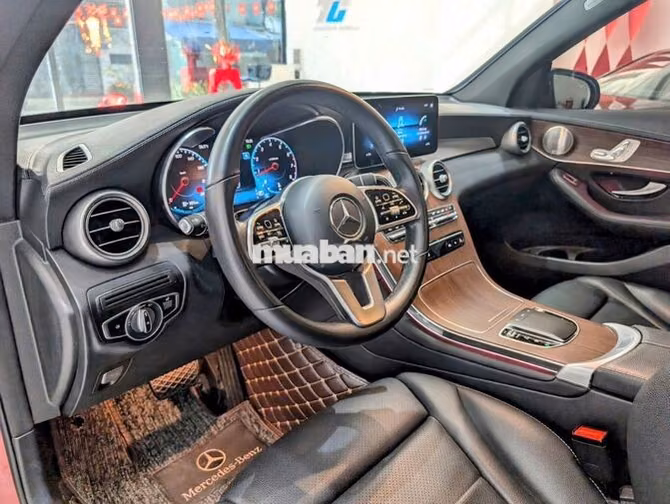 Mercedes GLC200 4Matic V1 2022 siêu lướt xả giá rẻ