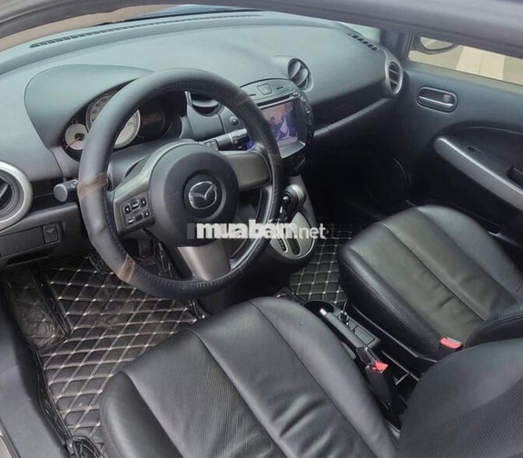 Cần bán xe Mazda 2 Hatchback 2012, At, màu trắng.
