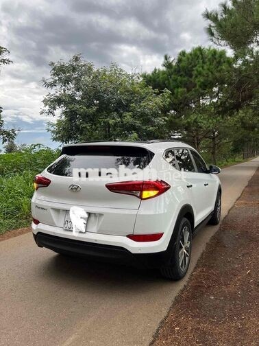 Hyundai Tucson 2.0 ATH 2016 Trắng