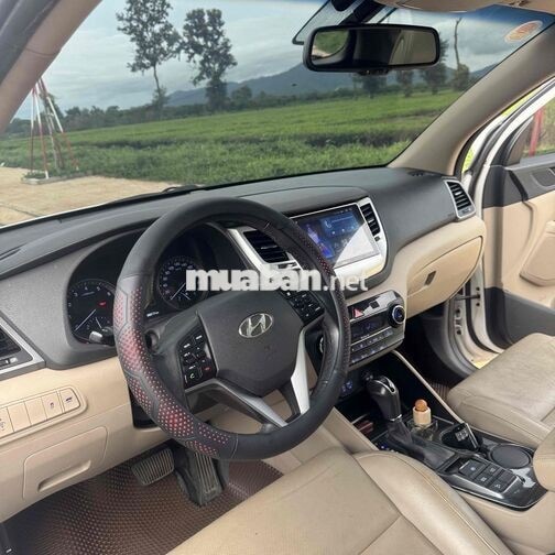 Hyundai Tucson 2.0 ATH 2016 Trắng