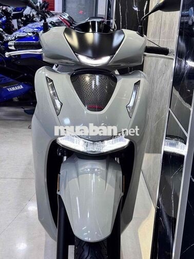 Honda SH350 V2 2.000 km Xám