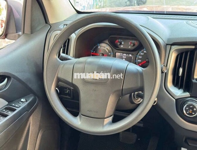 Chevrolet Colorado 2018 Tự động Đỏ