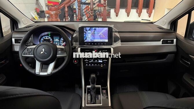 Mitsubishi Xpander Premium 1.5AT Model 2024