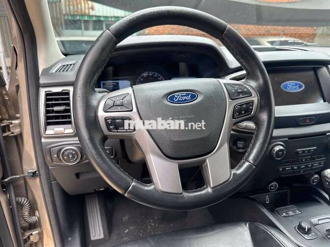 Ford Ranger Limited 2cầu nhập thái lan 2020