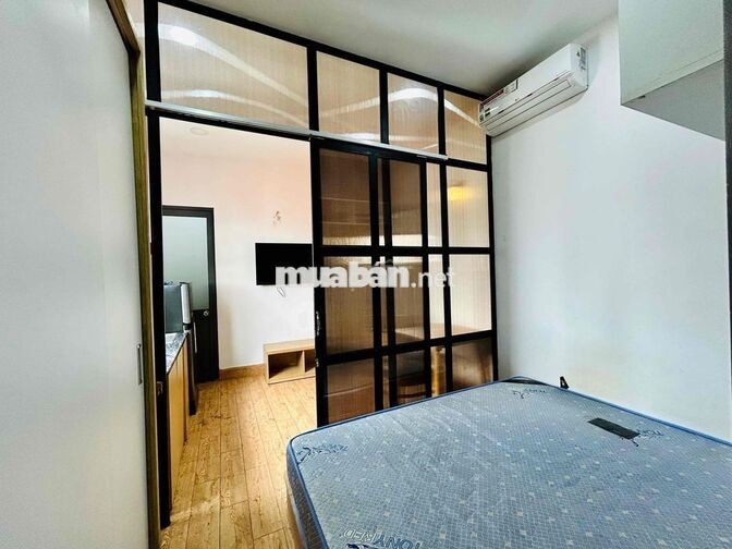 1 Phòng Ngủ, Thang Máy, Hầm Xe, Full Nội Thất - Ngay Gần Chợ Bà Chiểu