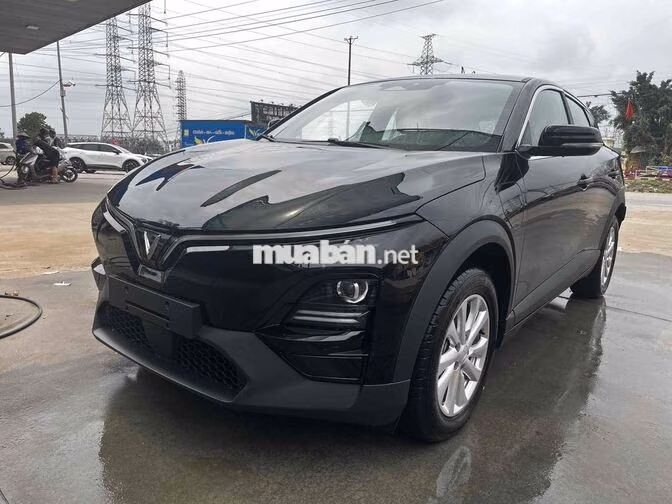 Vinfast VF6 bản Eco 2026 màu Đen Xe Mới Giao Ngay