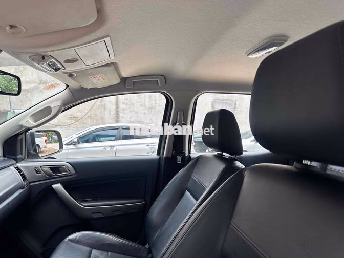 Ford Ranger Limited 2cầu nhập thái lan 2020