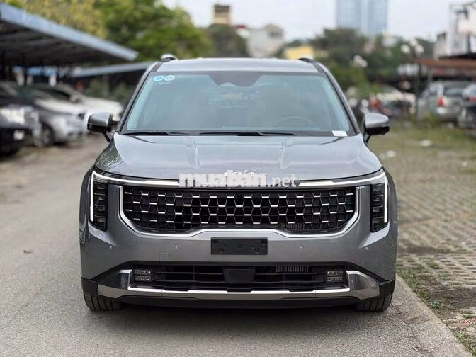 Kia Carnival Dầu