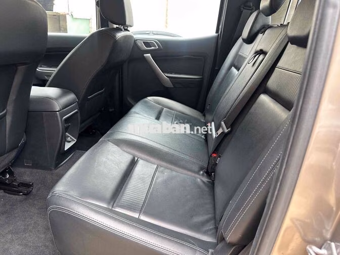 Ford Ranger Limited 2cầu nhập thái lan 2020