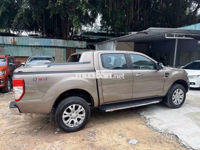Ford Ranger Limited 2cầu nhập thái lan 2020