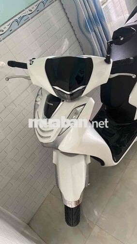Honda SH160i 2024 Trắng 2383 km