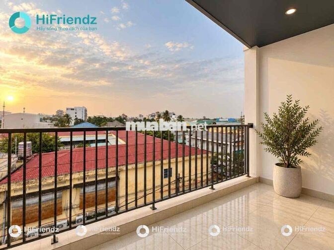 CHO THUÊ CĂN HỘ 1PN TÁCH BẾP BANCOL RIÊNG NGAY KHU VẠN PHÚC CITY