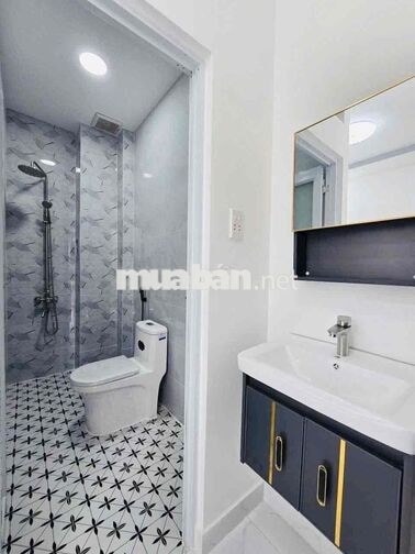 NHÀ MỚI 100% – 4 TẦNG – HẺM THÔNG – CÁCH 2 CĂN RA HẺM Ô TÔ – NGUYỄN DU